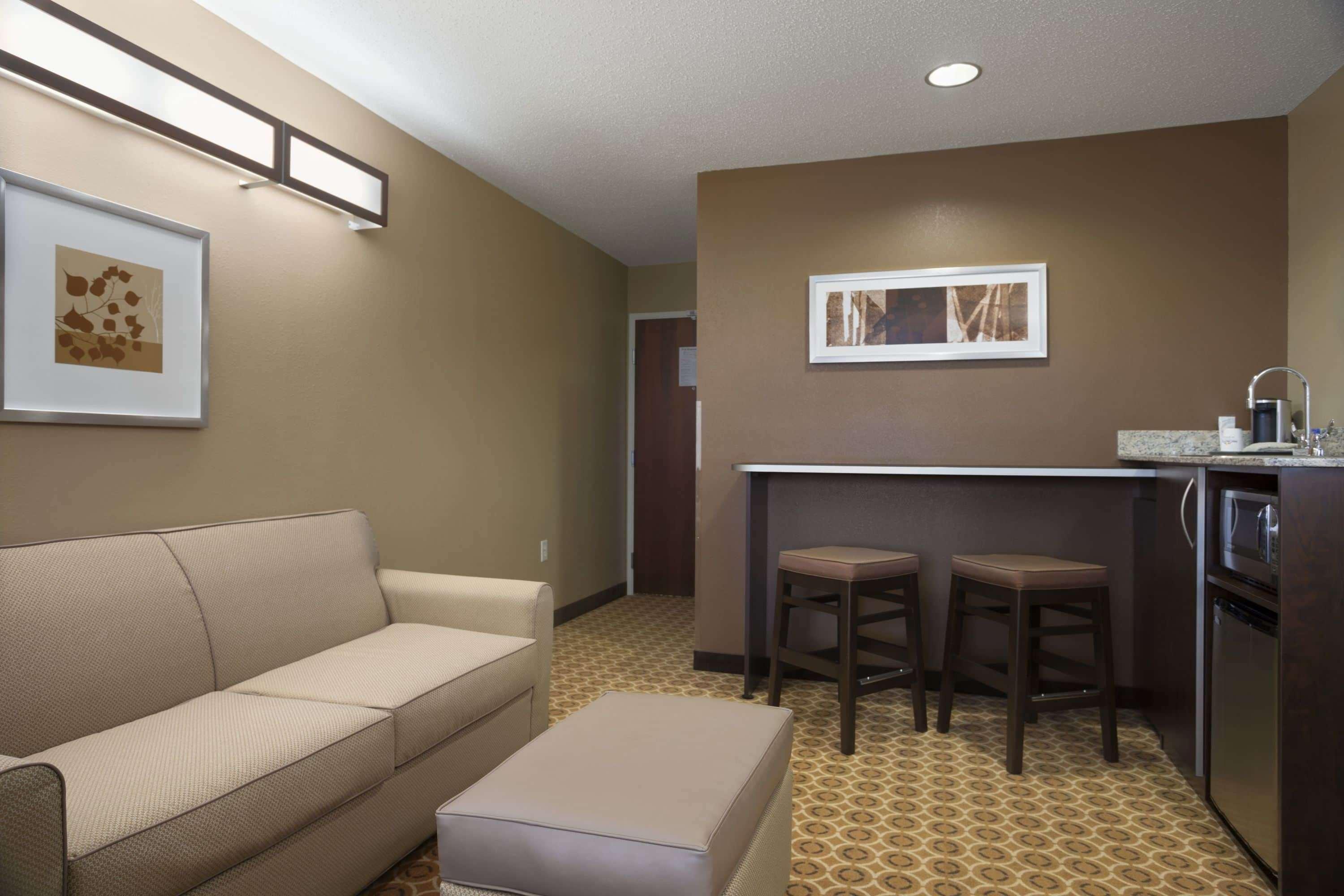 Sonesta Essential Fairmont Hotel Exterior photo