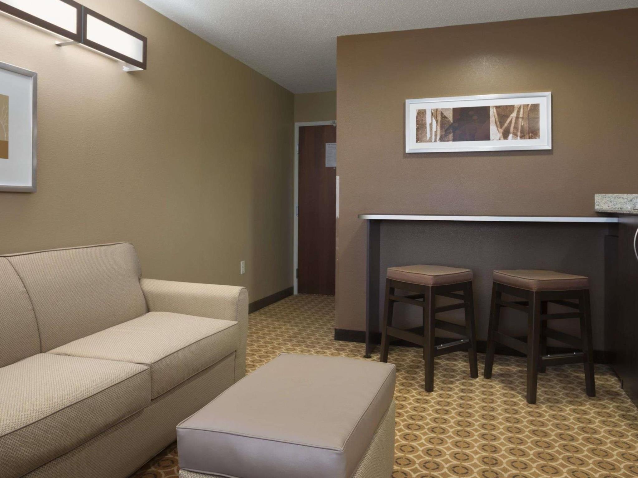 Sonesta Essential Fairmont Hotel Exterior photo